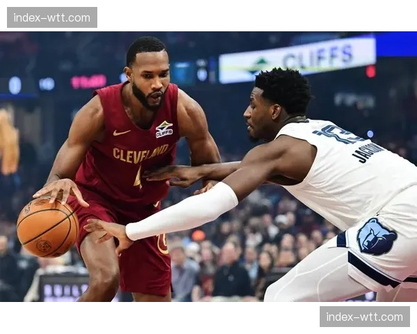 东部季后赛门票争夺白热化,老鹰、篮网、猛龙陷入附加赛区缠斗 东部季后赛门票争夺白热化,老鹰、篮网、猛龙陷入附加赛区缠斗