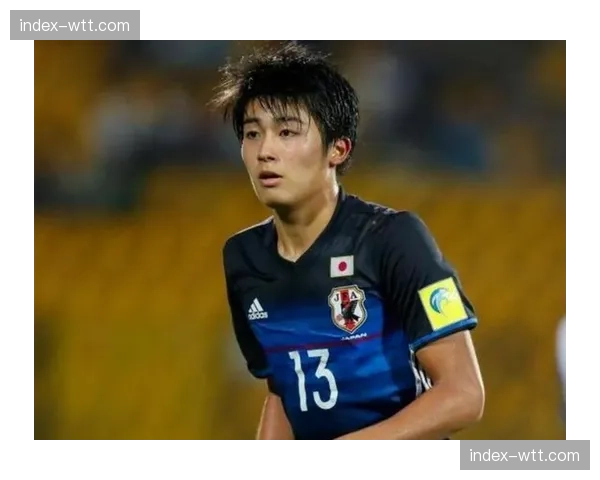 兰斯客场3-0完胜克莱蒙，日本前锋中村敬斗一传一射