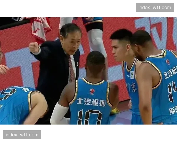 北京北汽官宣签约新外援阿隆德斯，增强后场实力